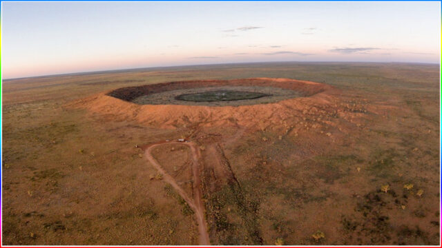 2. Wolfe Creek Crater