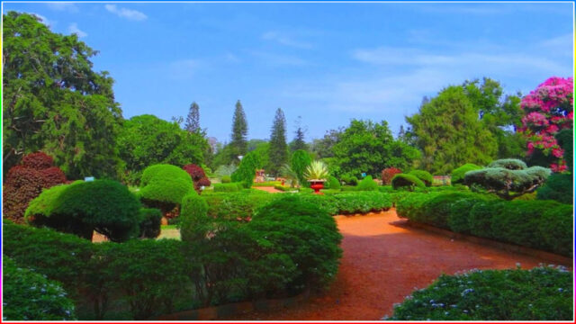9.Lalbagh Botanical Garden, Bengaluru